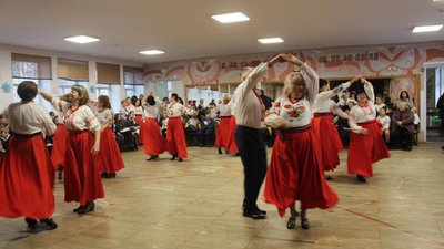Майже 200 переселенців взяли участь у зимовому арт-пікніку у Житомирі Майже 200 переселенців взяли участь у зимовому арт-пікніку у Житомирі