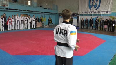 В Івано-Франківську змагаються тхеквондисти з усієї України В Івано-Франківську змагаються тхеквондисти з усієї України