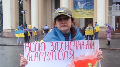 У Полтаві організували акцію на підтримку полонених та безвісти зниклих воїнів У Полтаві організували акцію на підтримку полонених та безвісти зниклих воїнів