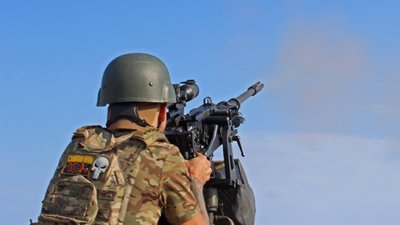 Український військовослужбовець, армія, фронт