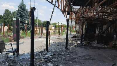 Згоріла, зруйнована, розкрадена Fabrika: що залишає за собою у Херсоні "руський мир" Згоріла, зруйнована, розкрадена Fabrika: що залишає за собою у Херсоні "руський мир"
