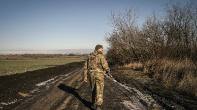 Військовий на Авдіївському напрямку