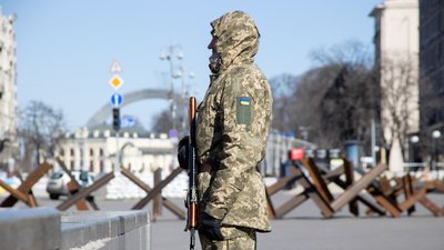 У Києві та області скасували посилену комендантську годину