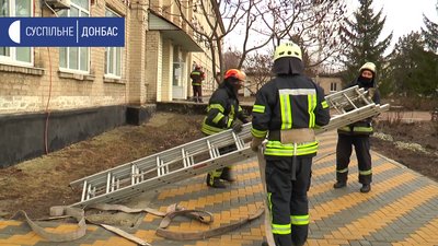 Евакуювали учнів та персонал: у Сватовому рятувальники провели навчання