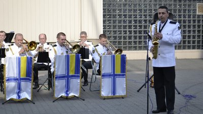 Військово-морський оркестр зіграв для екіпажу британського есмінця Dragon, що пришвартувався в Одесі Військово-морський оркестр зіграв для екіпажу британського есмінця Dragon, що пришвартувався в Одесі