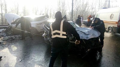 Семеро людей, серед яких три дитини, травмувалися у ДТП на Закарпатті