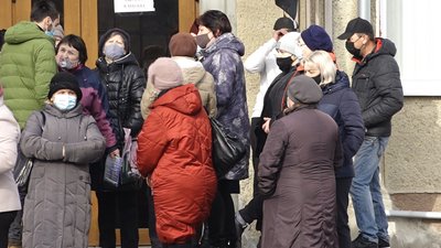 Мешканці багатоквартирних будинків у прикарпатському селі Загвіздя три дні без водопостачання Мешканці багатоквартирних будинків у прикарпатському селі Загвіздя три дні без водопостачання