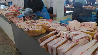 Скільки вартують продукти для борщу на ринку в Хмельницькому