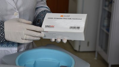 8 тисяч вакцини використали в Ужгороді: коли чекати нові поставки 8 тисяч вакцини використали в Ужгороді: коли чекати нові поставки