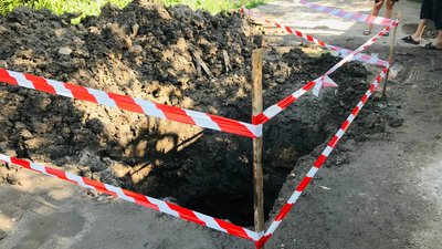 Не може проїхати ні швидка, ні сміттєвоз. У Кропивницькому 20 будинків залишились без води Не може проїхати ні швидка, ні сміттєвоз. У Кропивницькому 20 будинків залишились без води