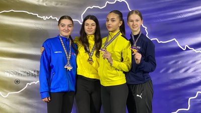 Сумчани здобули медалі на турнірі з карате у Чернівцях Сумчани здобули медалі на турнірі з карате у Чернівцях