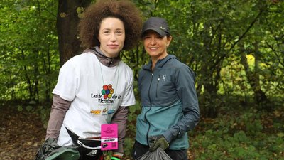 "World cleanup day" – у Житомирі зібрали понад 100 кілограмів сміття