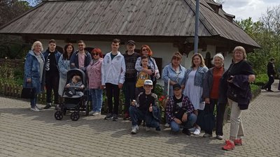 У Полтаві для переселенців із Бахмутської громади працює осередок підтримки У Полтаві для переселенців із Бахмутської громади працює осередок підтримки