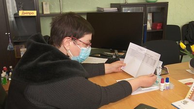 У Дніпрі другий день поспіль голодує керівниця лікарні, протестуючи проти медреформи