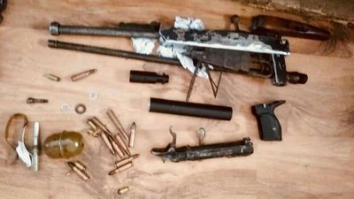 На Прикарпатті затримали групу наркодилерів, які збували товар через інтернет На Прикарпатті затримали групу наркодилерів, які збували товар через інтернет