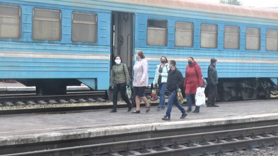На Прикарпатті відновили рух приміські потяги На Прикарпатті відновили рух приміські потяги