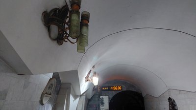 Зупинені ескалатори та вимкнені світильники: як економить електроенергію метро Харкова Зупинені ескалатори та вимкнені світильники: як економить електроенергію метро Харкова