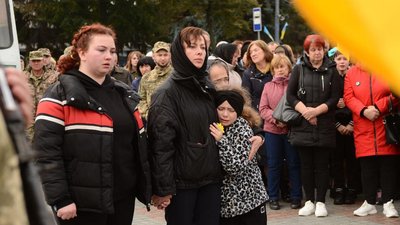 У Рівному попрощалися з солдатом Іваном Довбенком У Рівному попрощалися з солдатом Іваном Довбенком