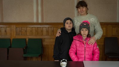 «Ми все відбудуємо, аби тільки росіян вигнати звідусіль». Як живе звільнена від окупантів Любимівка на Херсонщині «Ми все відбудуємо, аби тільки росіян вигнати звідусіль». Як живе звільнена від окупантів Любимівка на Херсонщині