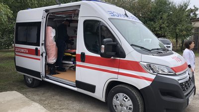 Центр екстреної медичної допомоги відкрили в селі Дерцен на Мукачівщині Центр екстреної медичної допомоги відкрили в селі Дерцен на Мукачівщині