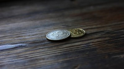 Львівські лікарі дістали зі шлунку 5-річної дитини монети