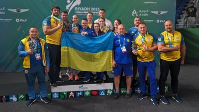 Збірна команда України з армрестлінгу Збірна команда України з армрестлінгу