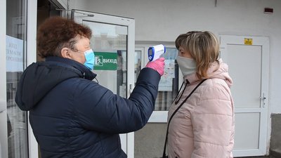 На Тернопільській автостанції відновили роботу 90 міжрайонних маршрутів На Тернопільській автостанції відновили роботу 90 міжрайонних маршрутів