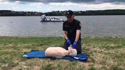 Тернопільські рятувальники провели навчання на водоймі Тернопільські рятувальники провели навчання на водоймі