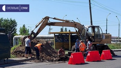 Третина Сум залишилась без води через порив труби, які понад пів століття Третина Сум залишилась без води через порив труби, які понад пів століття