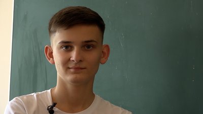 "У мене немає такого, що мені щось не вдається". Випускник з Прикарпаття склав мультитест на 600 балів "У мене немає такого, що мені щось не вдається". Випускник з Прикарпаття склав мультитест на 600 балів