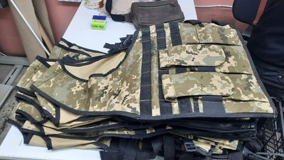 У Тернополі на швейному підприємстві почали шити жилети У Тернополі на швейному підприємстві почали шити жилети
