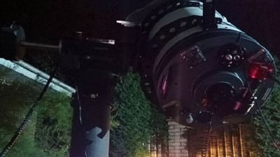 Михайло Бондарненко встановив на своєму подвір'ї телескоп