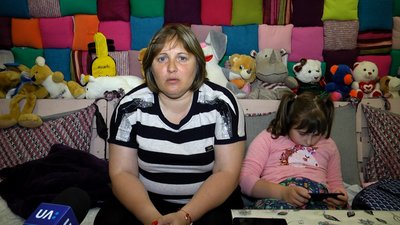 На Житомирщині для дівчинки, яка потрапила під потяг і втратила ноги, збирають гроші на протези На Житомирщині для дівчинки, яка потрапила під потяг і втратила ноги, збирають гроші на протези