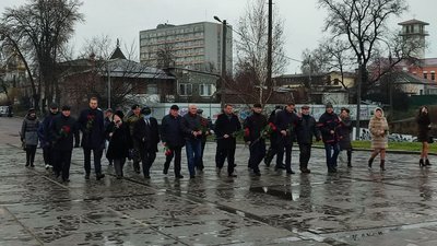 Покладання квітів з нагоди відзначення 78-ї річниці визволення Черкас від нацистських окупантів Покладання квітів з нагоди відзначення 78-ї річниці визволення Черкас від нацистських окупантів