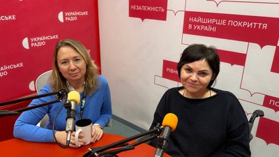 Журналістка Світлана Кравінська та Олена Чорнобривенко