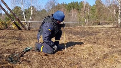 На Житомирщині з початку війни група піротехніків виявила понад 1600 різноманітних боєприпасів На Житомирщині з початку війни група піротехніків виявила понад 1600 різноманітних боєприпасів