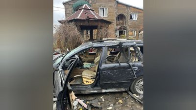 Херсон, обстріли, грудень 2024, будинок, автомобіль
