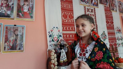 У Сумах відкрилися виставки до Дня української хустки