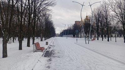 Ювілейний парк у Краматорську взимку