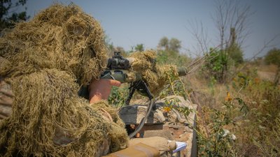 На Одещині два моряки стали снайперами з позивними Армані та Єгер. ФОТО. ВІДЕО На Одещині два моряки стали снайперами з позивними Армані та Єгер. ФОТО. ВІДЕО