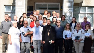 Учасники відкриття пам'ятної дошки Семену Жуку Учасники відкриття пам'ятної дошки Семену Жуку