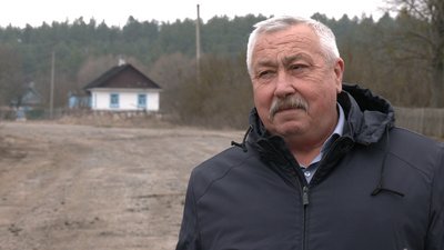 На Рівненщині лелекам роблять "безпечні гнізда". Навіщо вони потрібні На Рівненщині лелекам роблять "безпечні гнізда". Навіщо вони потрібні