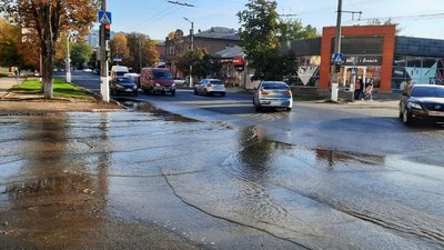 У Кропивницькому на Вокзальній стався порив водопостачання