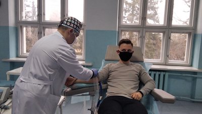 У Тернополі провели акцію "Крапля крові рятує життя" У Тернополі провели акцію "Крапля крові рятує життя"