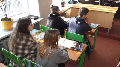 Хвилюються і вчителі, й учні: у Черкасах обговорюють формат тестування Хвилюються і вчителі, й учні: у Черкасах обговорюють формат тестування