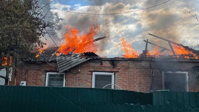 Протягом доби рятувальники Харківщини виїжджали на гасіння пожеж 16 разів Протягом доби рятувальники Харківщини виїжджали на гасіння пожеж 16 разів
