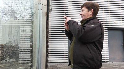 У Черкаському зоопарку після зимівлі у вольєри випустили ведмедів У Черкаському зоопарку після зимівлі у вольєри випустили ведмедів