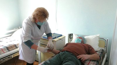 На Херсонщині отримали нові цифрові мобільні пристрої для обстеження пацієнтів На Херсонщині отримали нові цифрові мобільні пристрої для обстеження пацієнтів