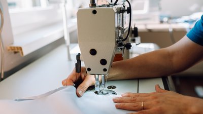 Які професії обирають люди