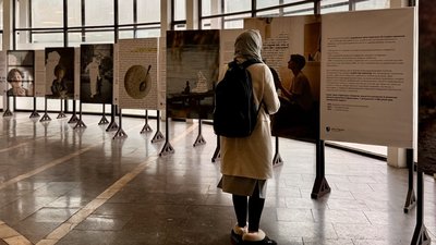 Виставка "Чому падає дощ, тату?" в Києві